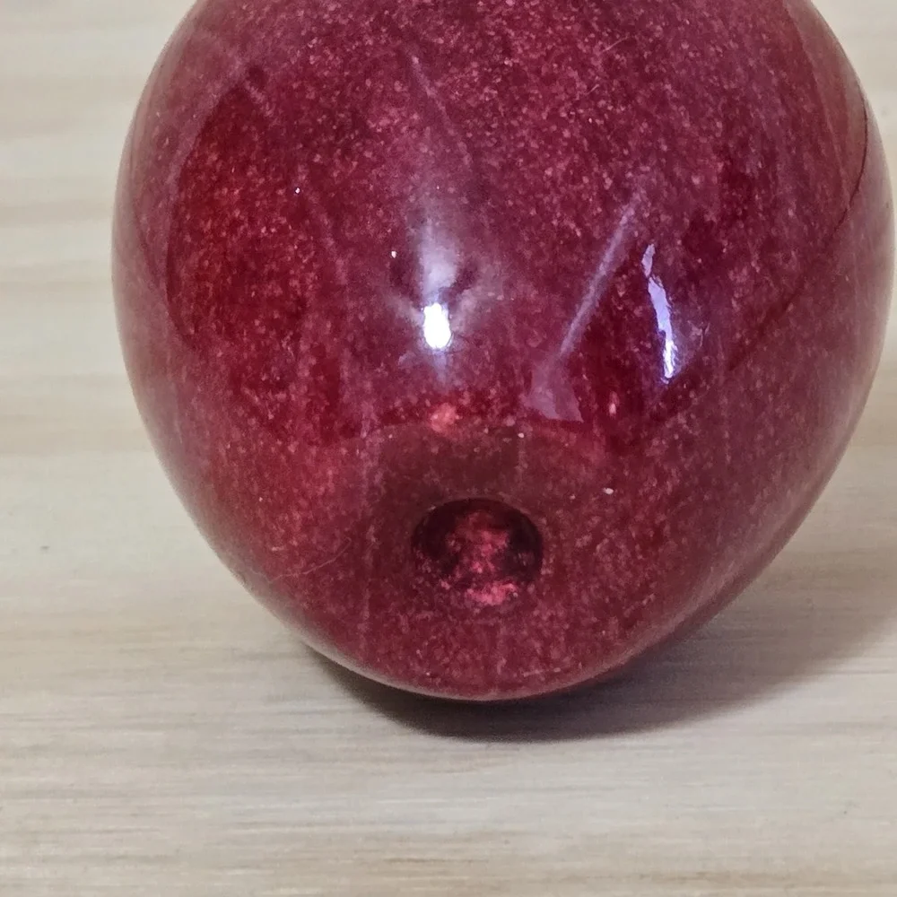 Carved Red Marble Stone Apple Paperweight Figurine Polished Fruit Decor 3.75
